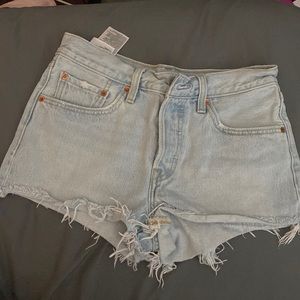 Levi’s 501 denim shorts size 26
